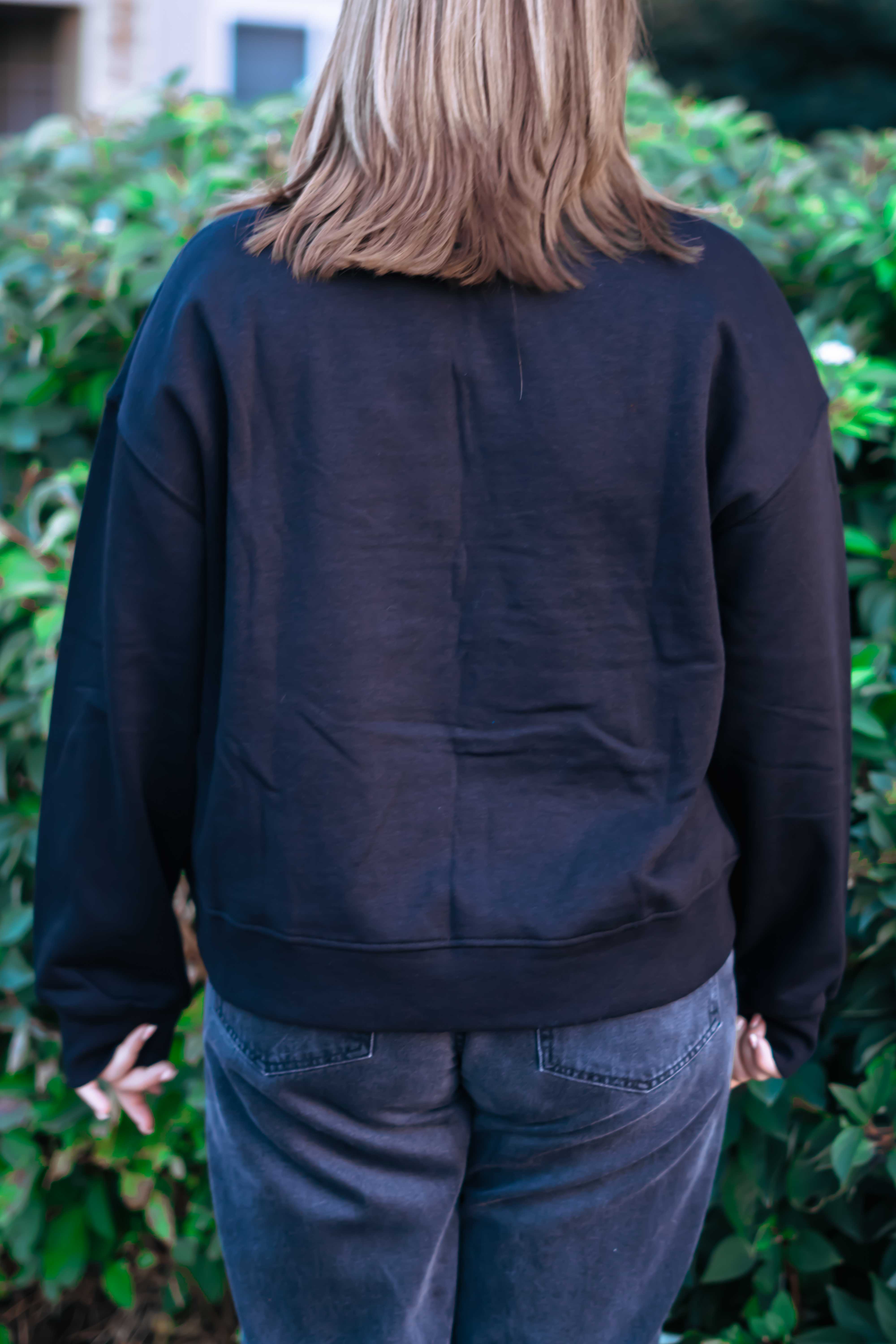 Woman's Black Sweatshirt "Vilna"