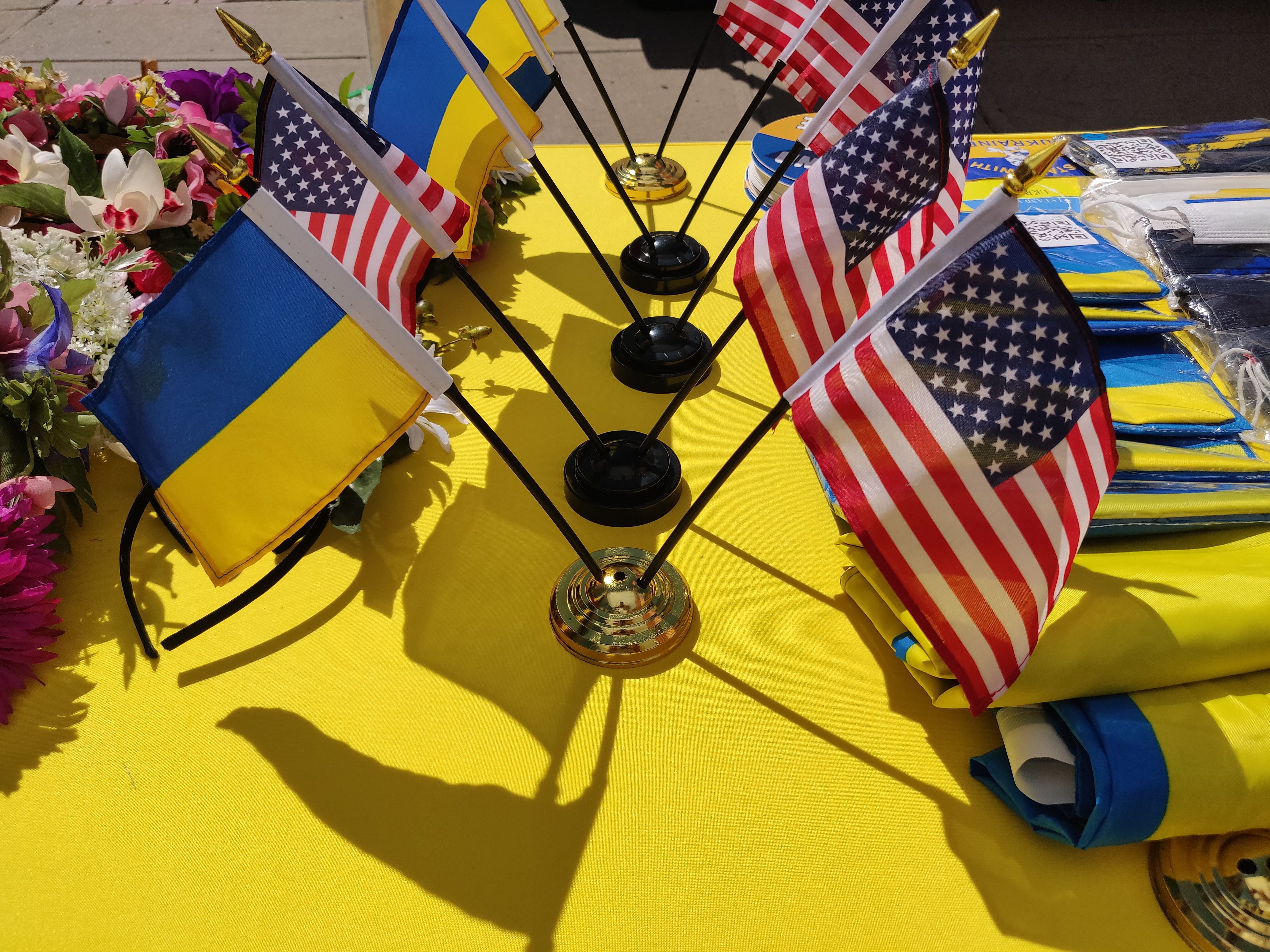 USA & Ukraine flags
